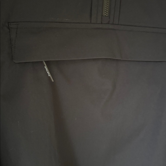 ATHLETA BLACK SOJOURN WINDBREAKER - Picture 9 of 12